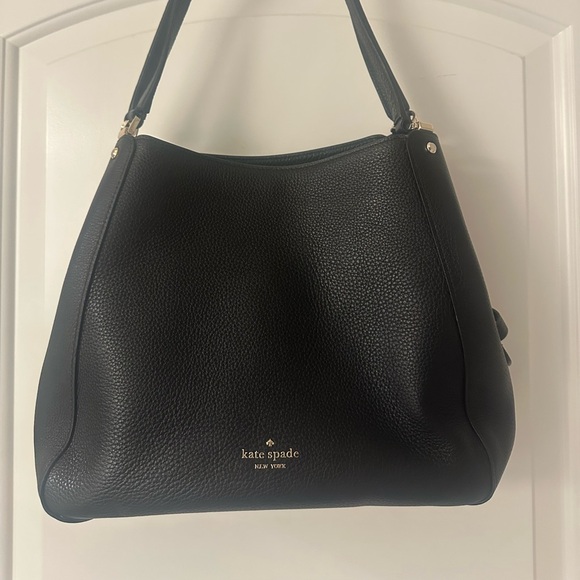 kate spade Handbags - Kate Spade medium Leila triple compartment shoulder bag